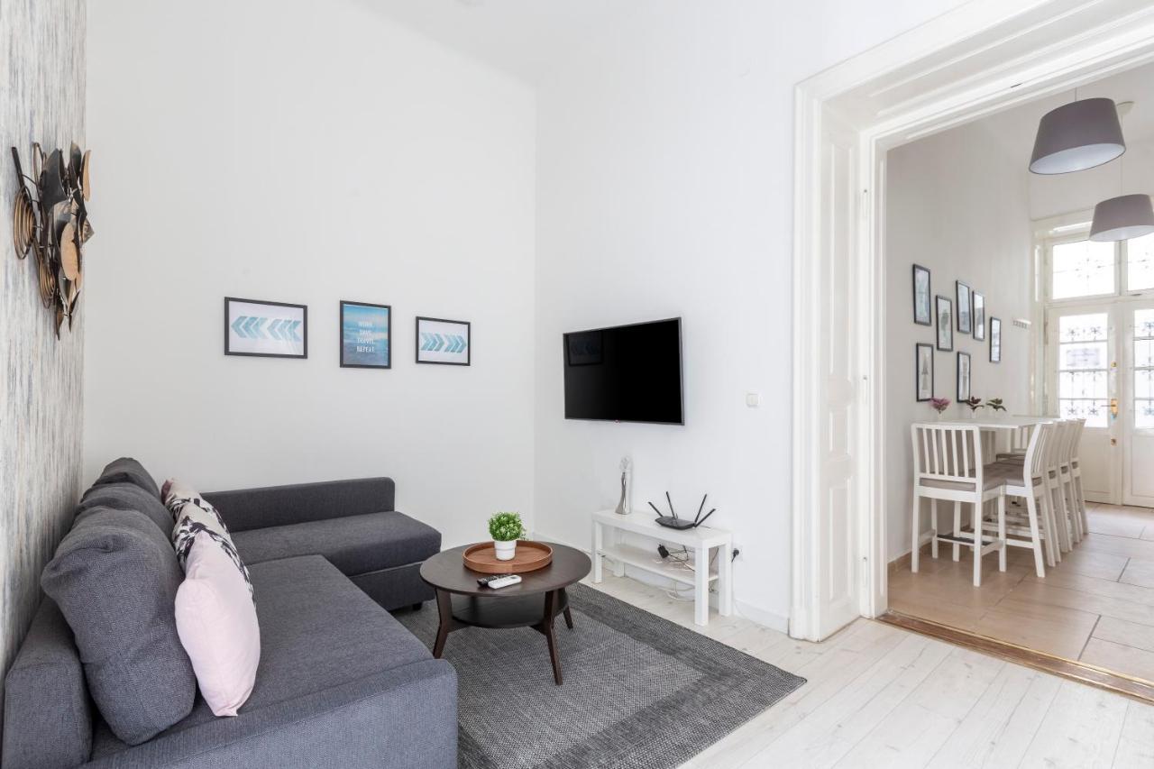 Deluxe Cozy Home In The Heart Of Budapest Exterior photo